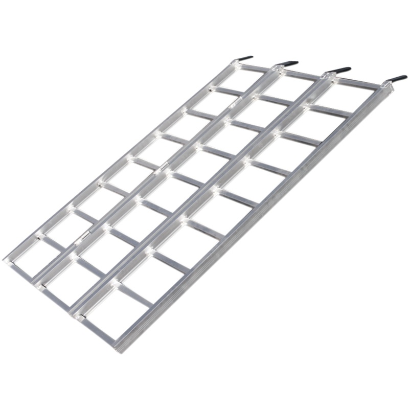 YUTRAX Tri-Fold Ramp – 50″ x 69″ TX103