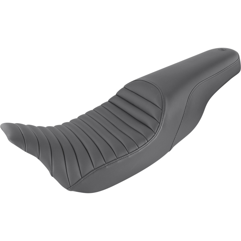 Saddlemen Profiler Seat – Tuck and Roll – FL 808-07B-148