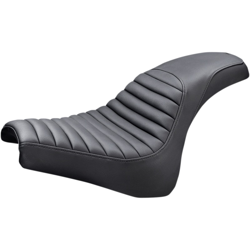 Saddlemen Profiler Seat – Tuck and Roll 818-28-148