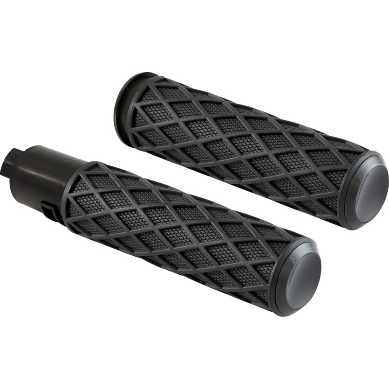Arlen Ness Grips – Diamond – TBW – Black 500-058