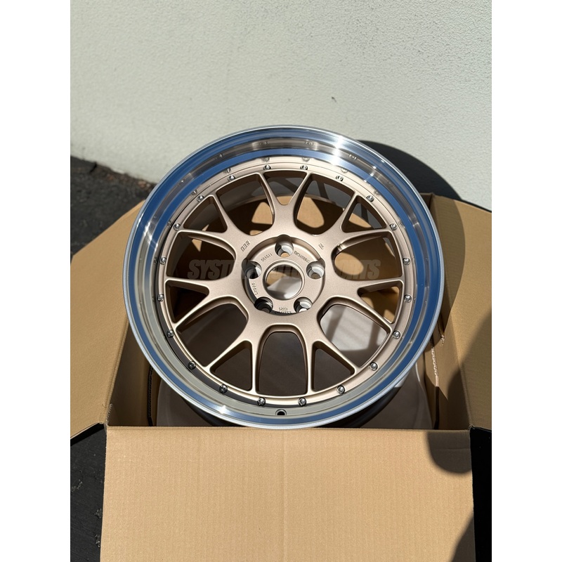BBS LM-R – 19×9.5 / 5×114.3 – Citrine “White” Gold w/ Bright Cut Lip (GR Corolla Fitment) *Set of 4*